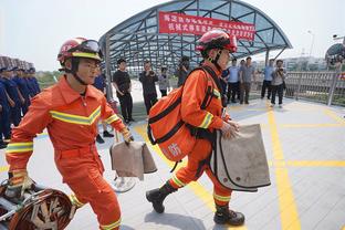 哈曼谈克罗斯回国家队：现代足球需要速度，不能真在中场放仨老将